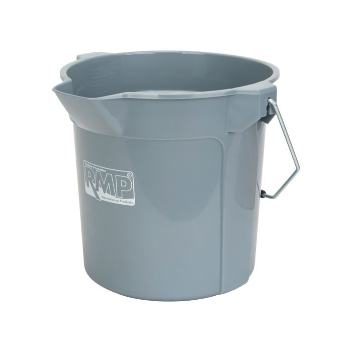 Round Bucket with Pouring Spout