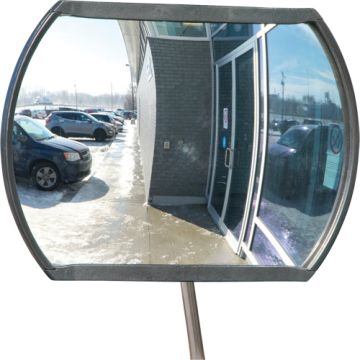 Roundtangular Convex Mirror with Telescopic Arm